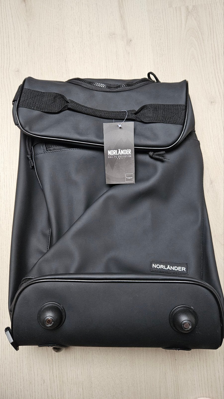nieuwe zwarte trolleytas van Norländer, 30 cm of meer, Zwart, Wieltjes, Ophalen