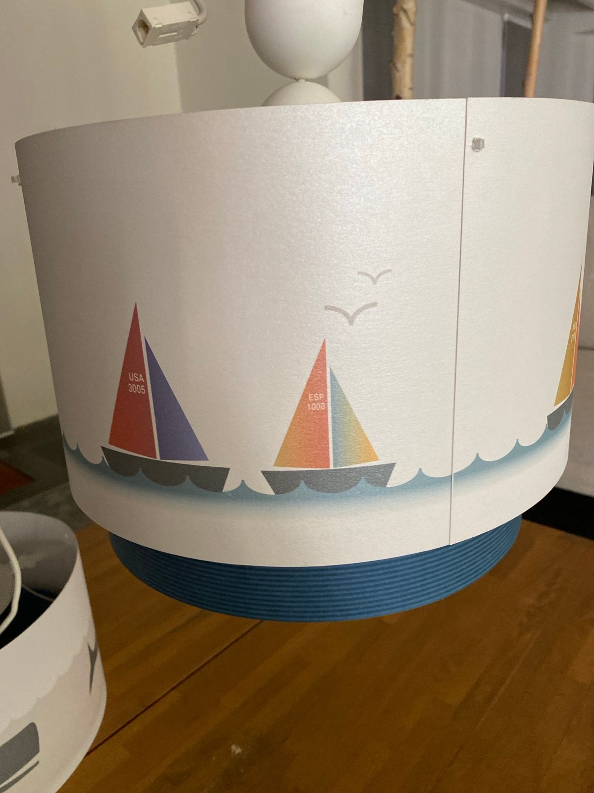 2 kinderkamerlampen, Ophalen of Verzenden, Gebruikt, Kunststof, E27 (groot)