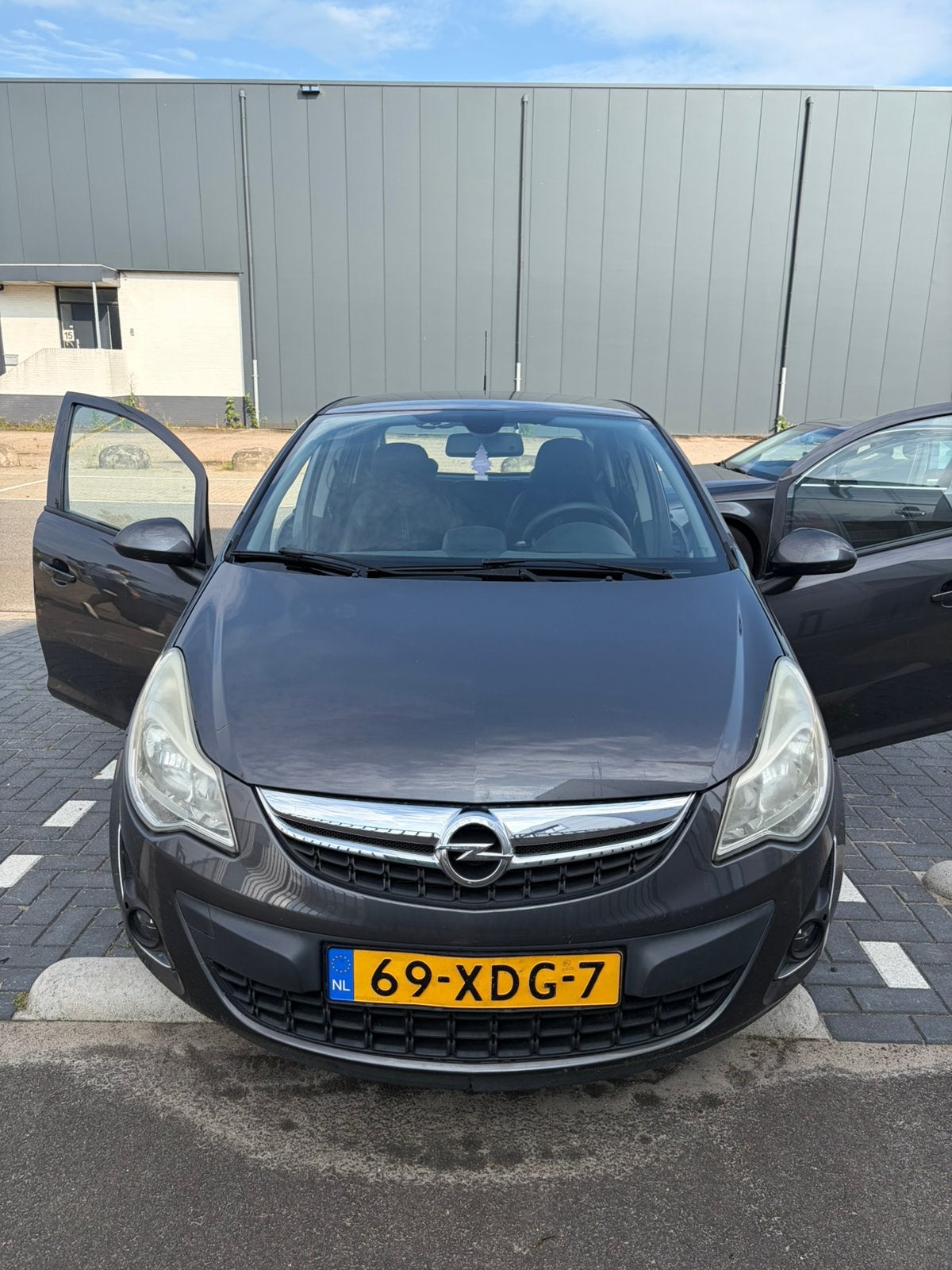 Opel Corsa 1.4 16V 5D AUT 2012 Grijs, Auto's, Opel, Particulier, Corsa, Benzine, D, Hatchback, Automaat, Origineel Nederlands