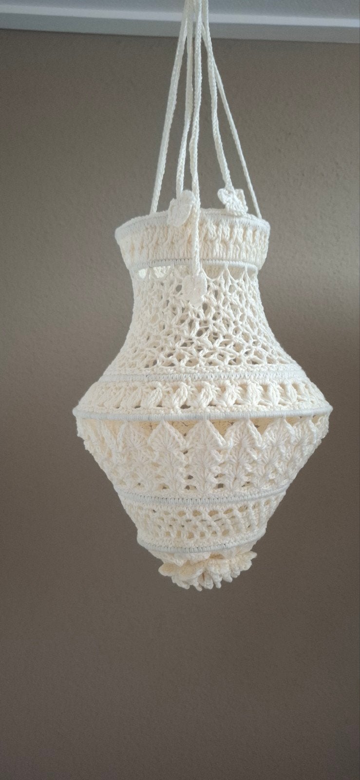 Gehaakte  kroonluchter van katoen, ca. 55 cm hoog, Huis en Inrichting, Lampen | Kroonluchters, Ophalen of Verzenden, Nieuw, Overige materialen