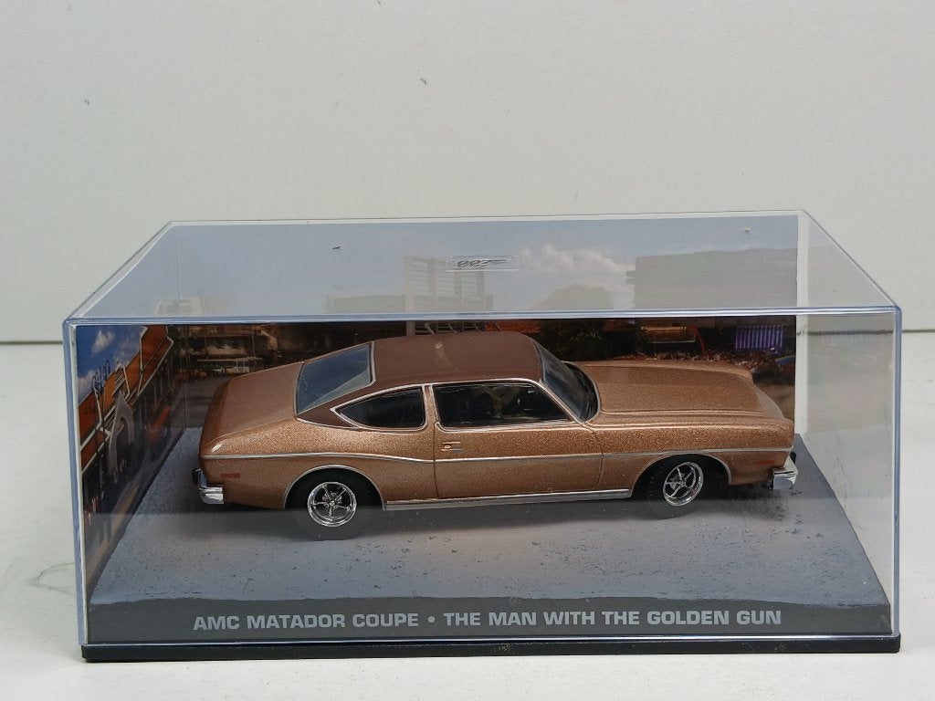 james bond 007 1/43  amc matador, Ophalen of Verzenden, Zo goed als nieuw, Auto, Overige merken