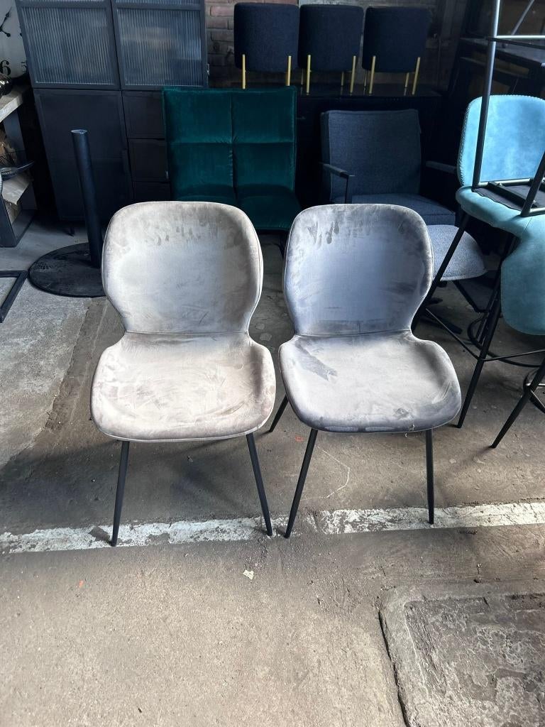 2 eetkamerstoelen outlet korting, Ophalen, Twee, Overige kleuren, Zo goed als nieuw
