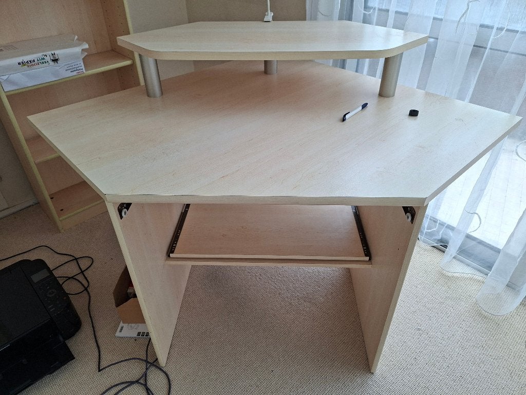 Computertafel, Ophalen, Demontabel, Gebruikt, Spaanplaat of MDF