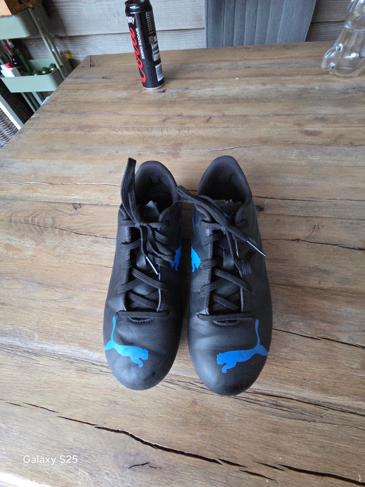Voetbalschoenen maat 37 Puma, Ophalen of Verzenden, Zo goed als nieuw, Schoenen