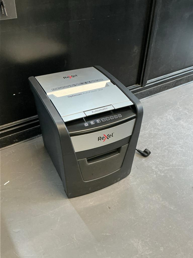Rexel Optimum AutoFeed+ 50x papierversnipperaar, Ophalen of Verzenden, Gebruikt
