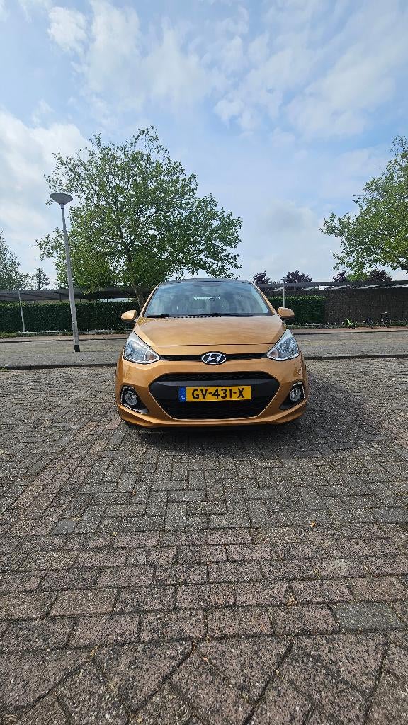 Hyundai i10 - sportief en uniek, Stof, 31 €/maand, Overige kleuren, 4 stoelen