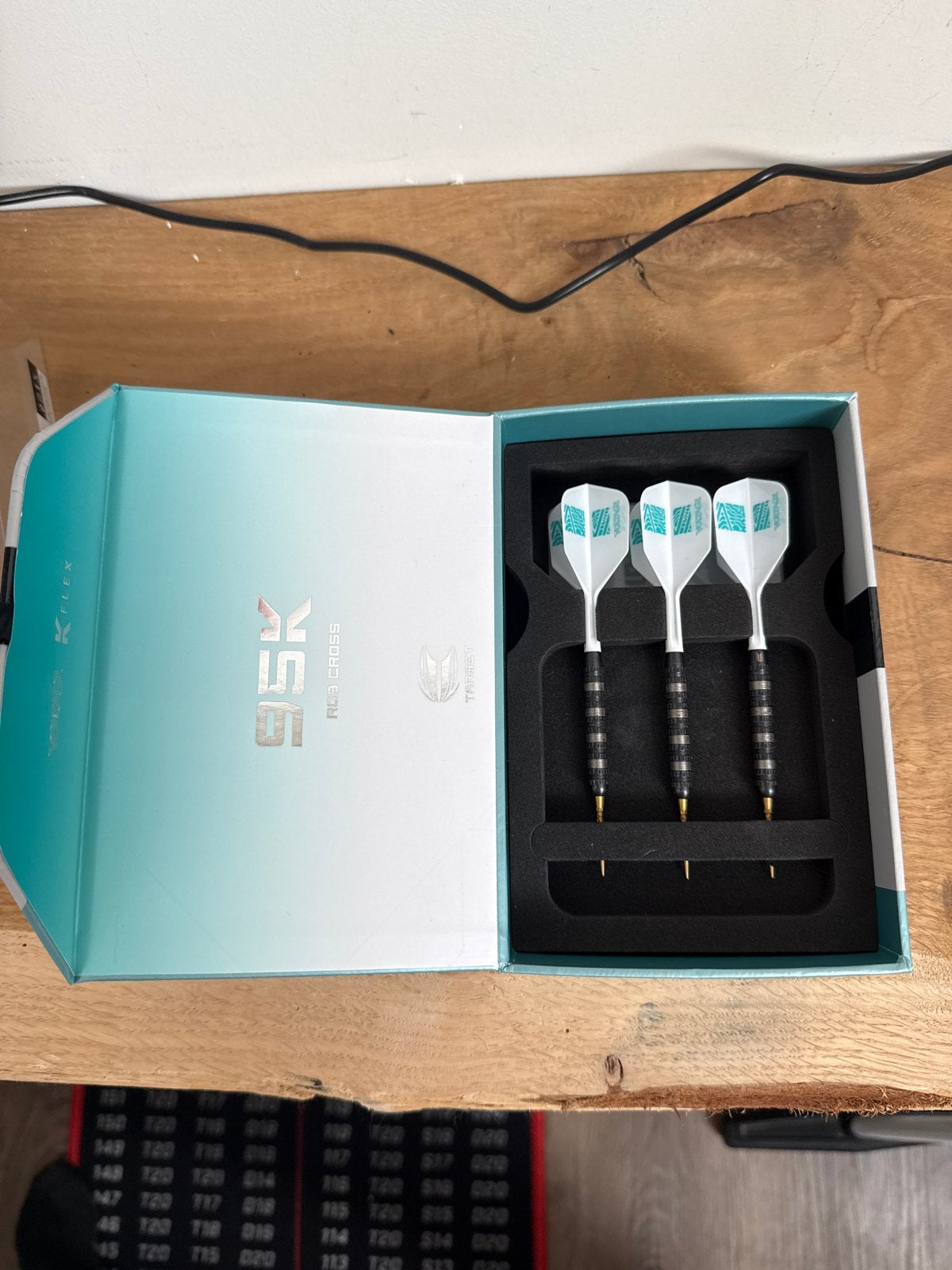 Target Rob Cross 95K Voltage Darts - Zo goed als nieuw, Ophalen of Verzenden, Zo goed als nieuw, Pijlen