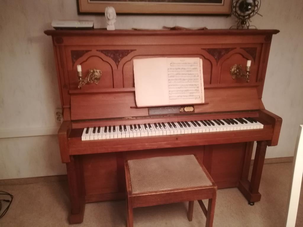 Piano gratis op te halen, Ophalen, Gebruikt, Bruin, Piano