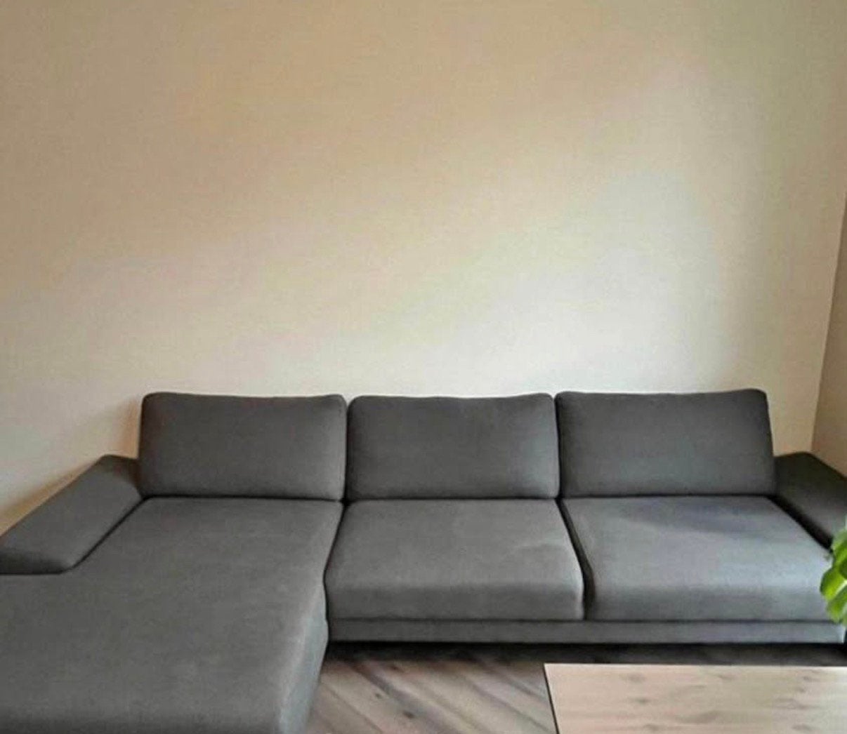 Modern Grey L-Shaped Sofa with Chaise Lounge, Ophalen, Zo goed als nieuw
