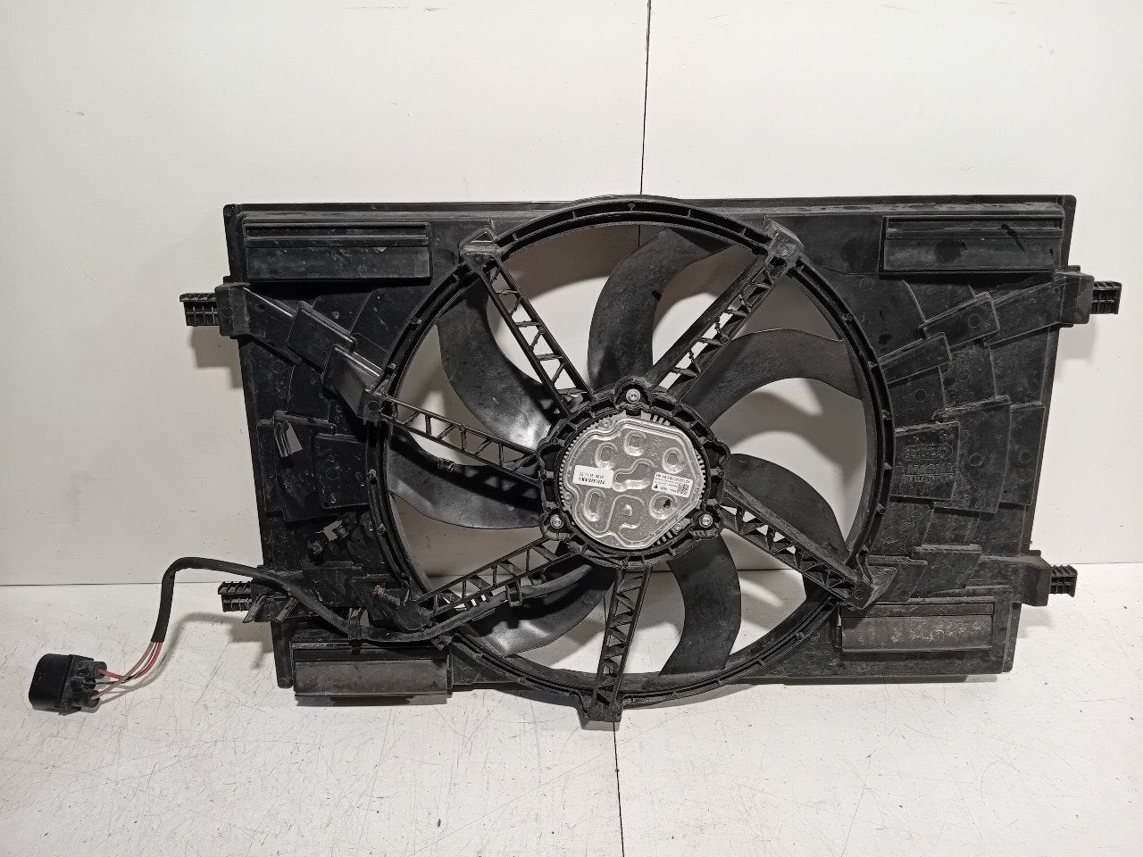 Koelventilator Audi A3, Onderdelen@venauto.nl, Van der Ven Autorecycling B.V., Gebruikt, Ettenseweg 76, 4706 PB Roosendaal, The Netherlands