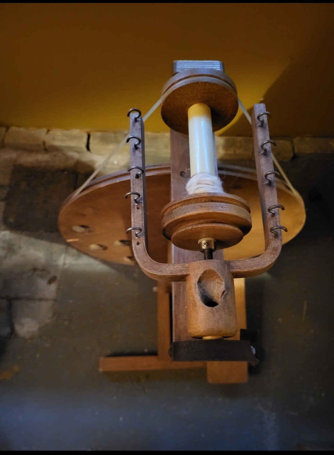 Spinnenwiel, Ophalen, Spinnewiel