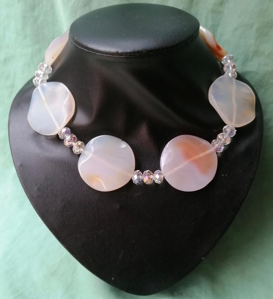 Ketting met agaat schijven en kralen van kristal, Ophalen of Verzenden, Nieuw, Steen of Mineraal, Verstelbaar