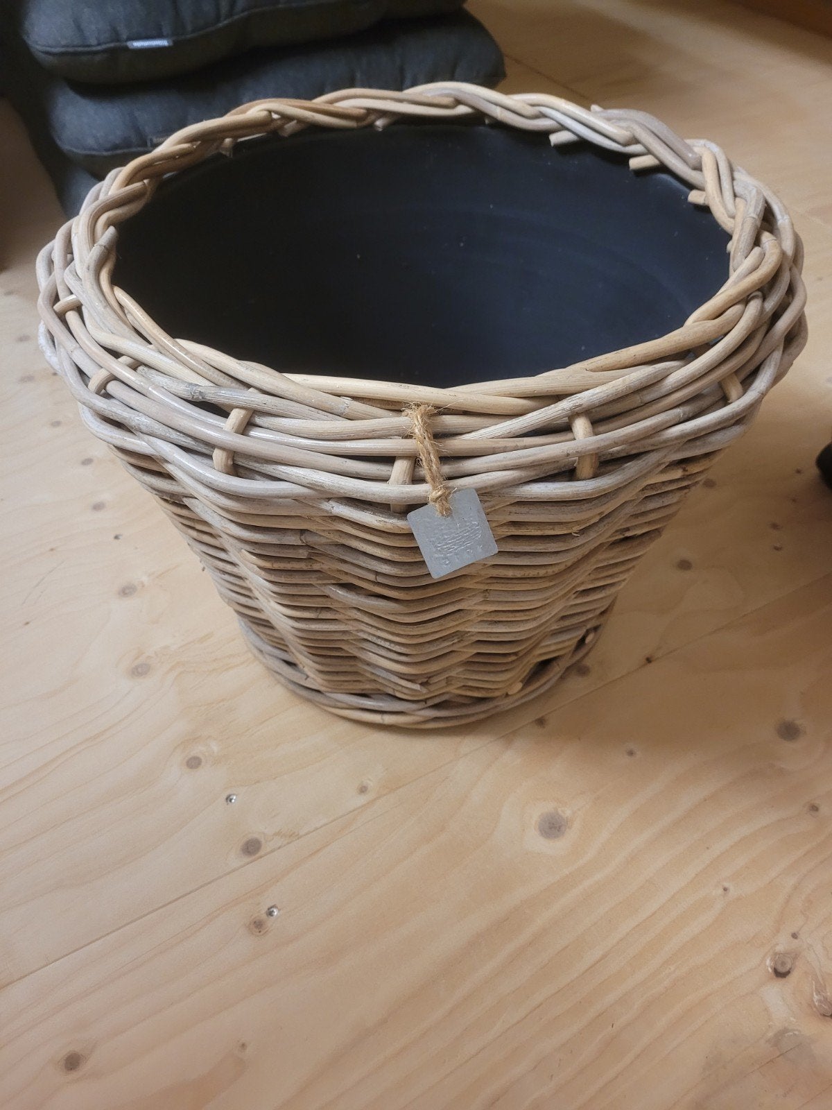 Grote rotan bloempot voor binnen, Tuin en Terras, Bloempotten, Ophalen, Overige materialen, Rond, Binnen