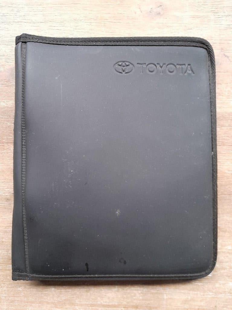 Origineel Lederen TOYOTA Mapje voor een Yaris etc., Auto diversen, Verzenden