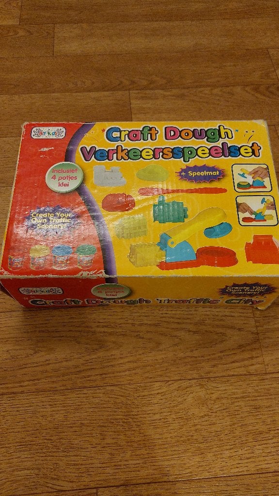 Craft Dough Traffic City, Kinderen en Baby's, Speelgoed | Educatief en Creatief, Ophalen, Gebruikt, Knutselen