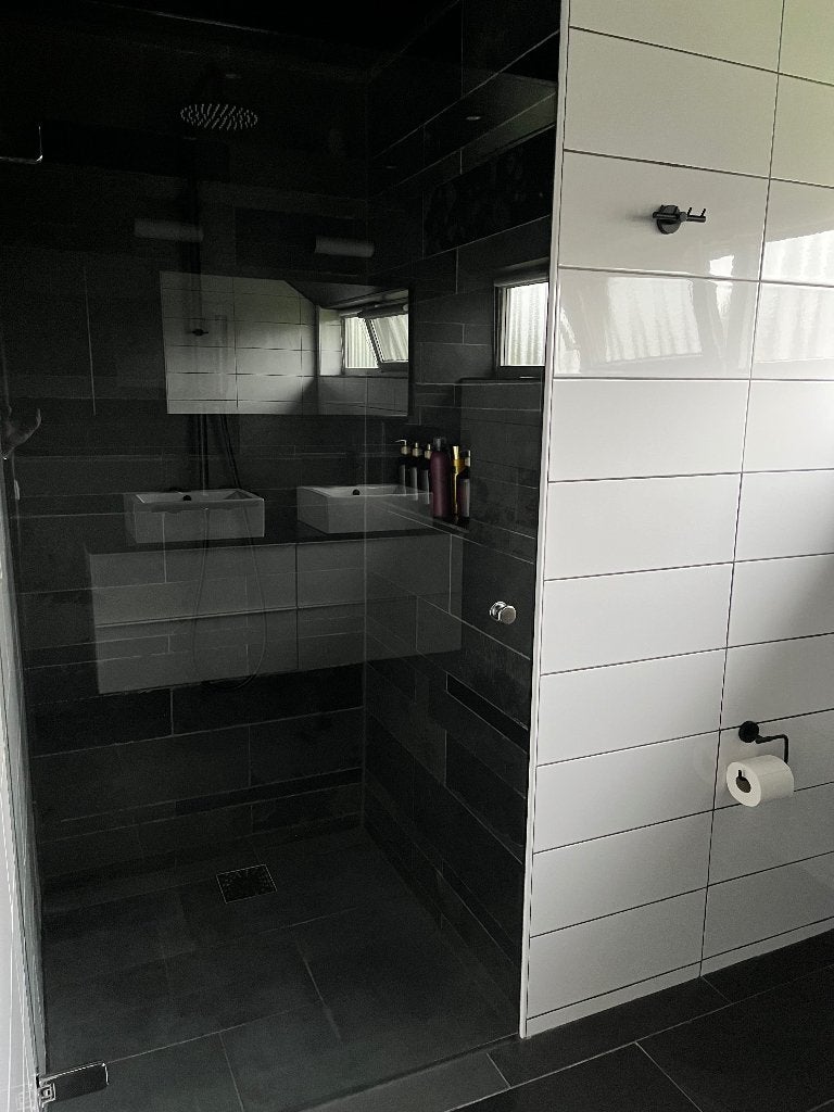 Complete badkamer met oa glazen douchedeur 195 x 97, Ophalen, Gebruikt, Glas, Douche