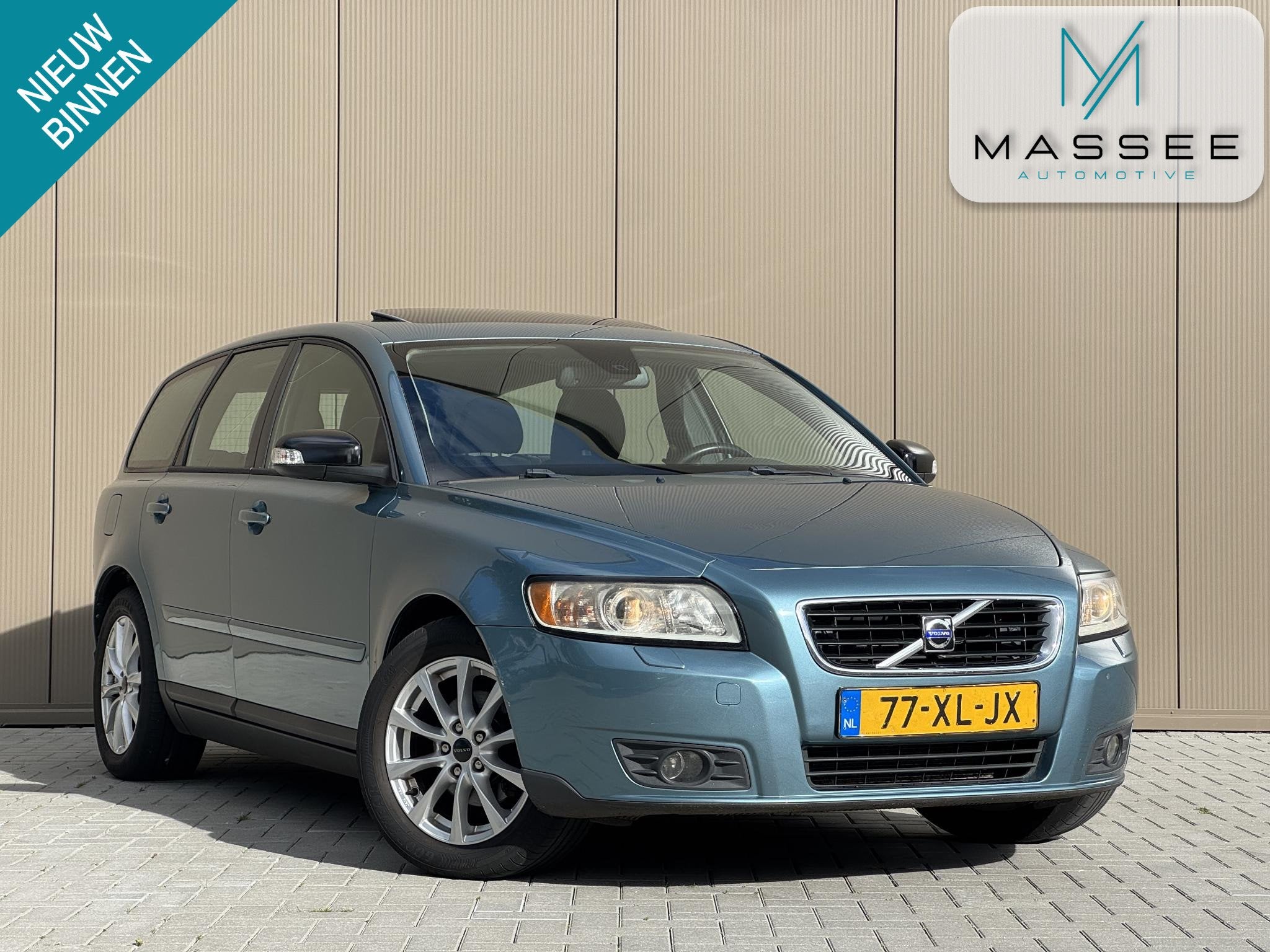 Volvo V50 1.8 Edition II AIRCO | PANO | TREKHAAK | NAP, Voorwielaandrijving, 125 pk, Zwart, 4 cilinders