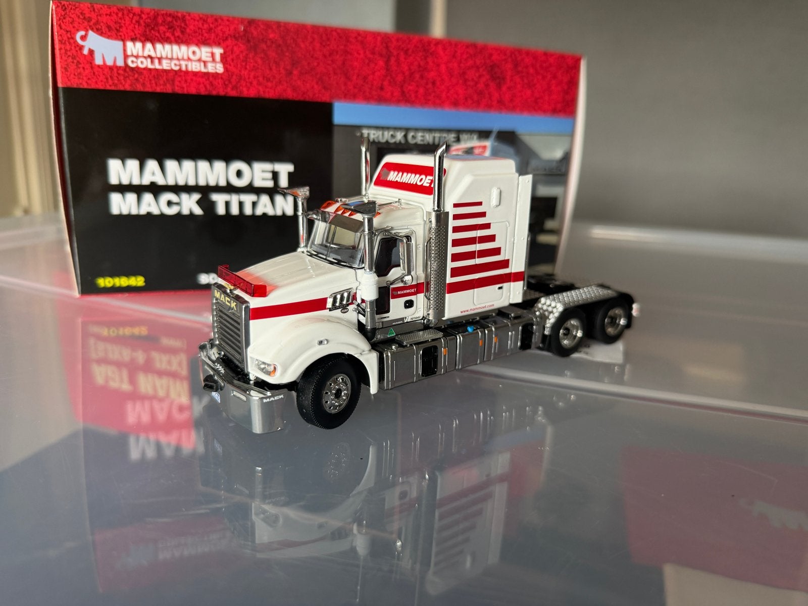 Drake Mammoet Mack Titan schaalmodel, Ophalen of Verzenden, Zo goed als nieuw