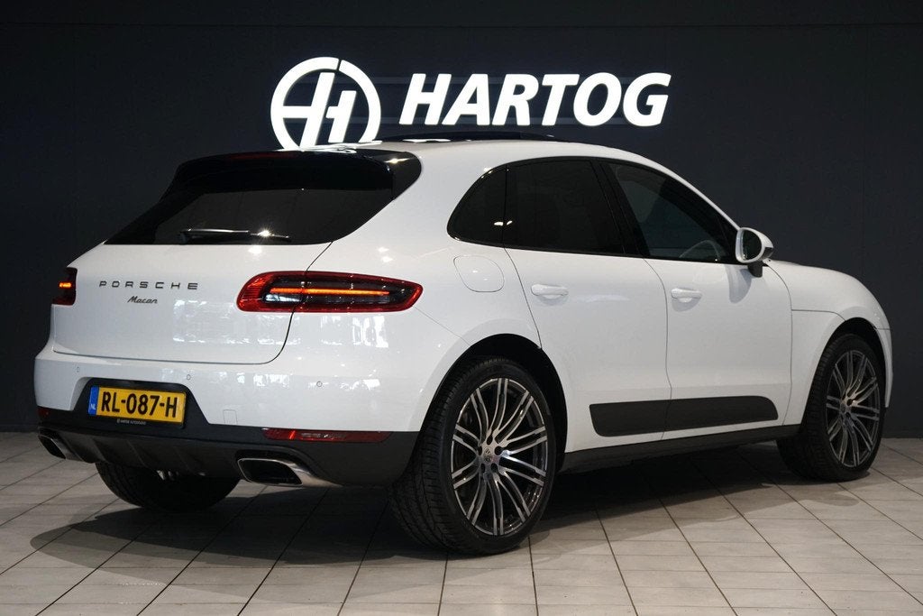 Porsche Macan 2.0 + PANORAMADAK / LUCHTVERING / 21" TURBO /, Auto's, Porsche, Automaat, Gebruikt, 4 cilinders, Wit