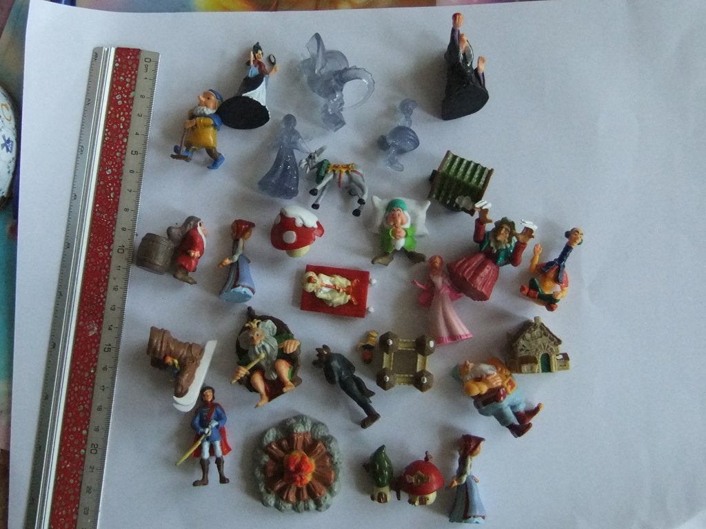 Efteling Verzameling van 25 sprookjesfiguren en accessoires, Verzamelen, Efteling, Verzenden, Zo goed als nieuw, Beeldje of Poppetje