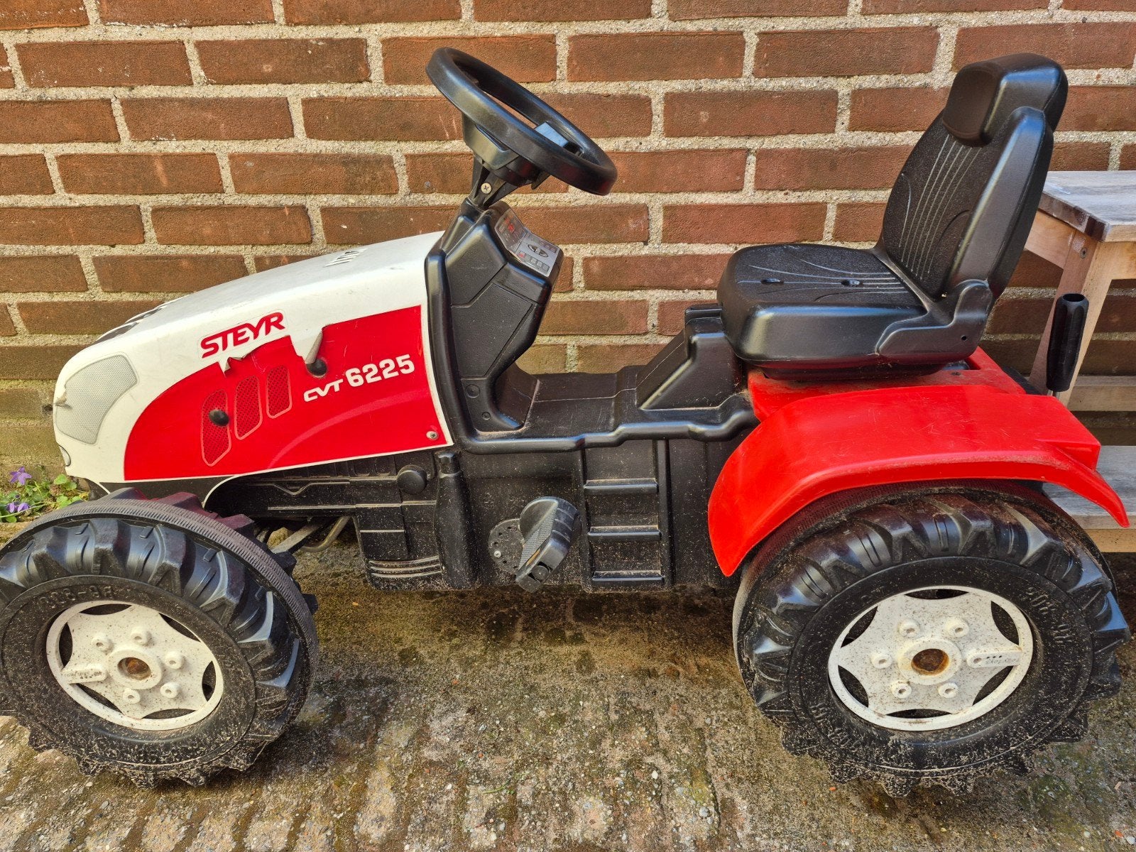 Steyr CVT 6225 Kindertractor met Trappers, Ophalen, Gebruikt