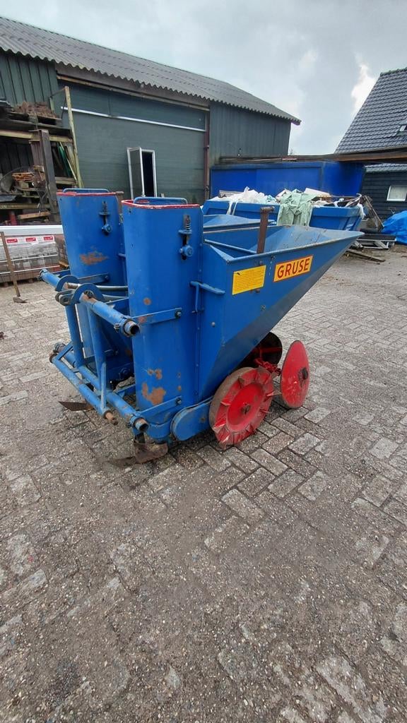 Aardappel pootmachine en aanarder, Ophalen, Vollegrondsgroente, Zaaien, Planten of Poten