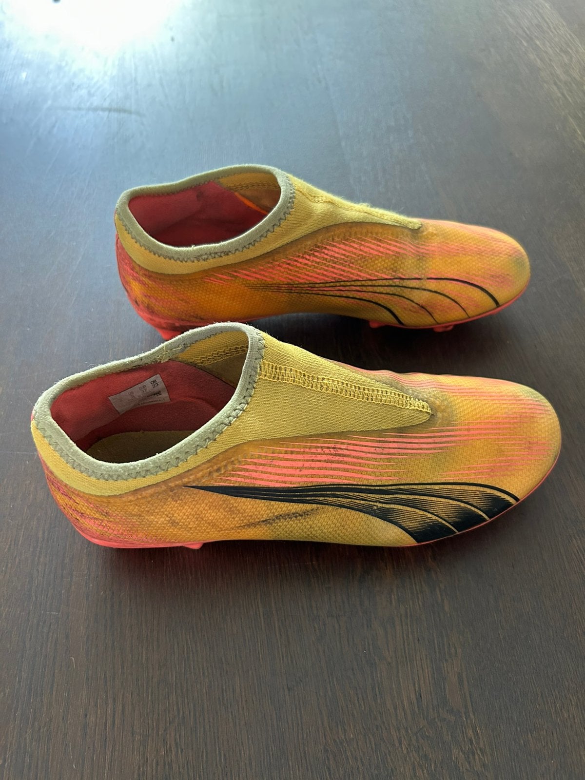 Voetbalschoenen zonder veters Puma 37, Maat S, Ophalen, Zo goed als nieuw, Schoenen