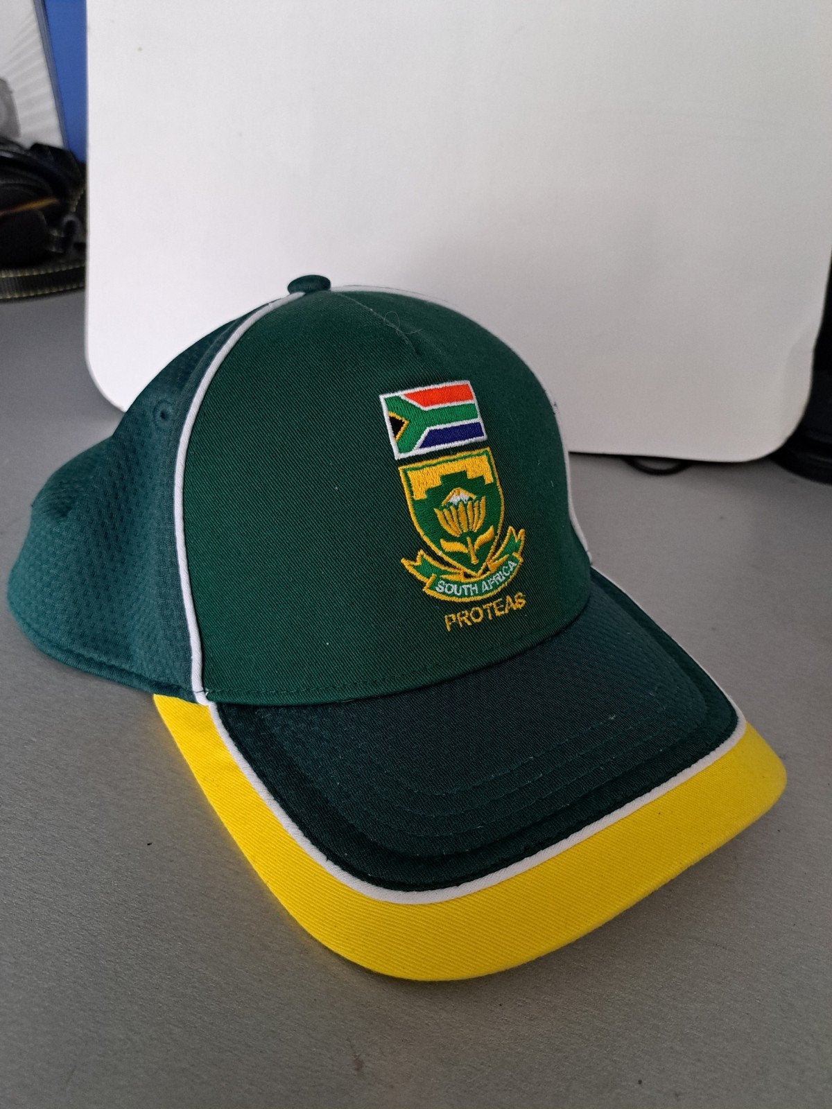 L e uke pet  south africa, Ophalen of Verzenden, Nieuw