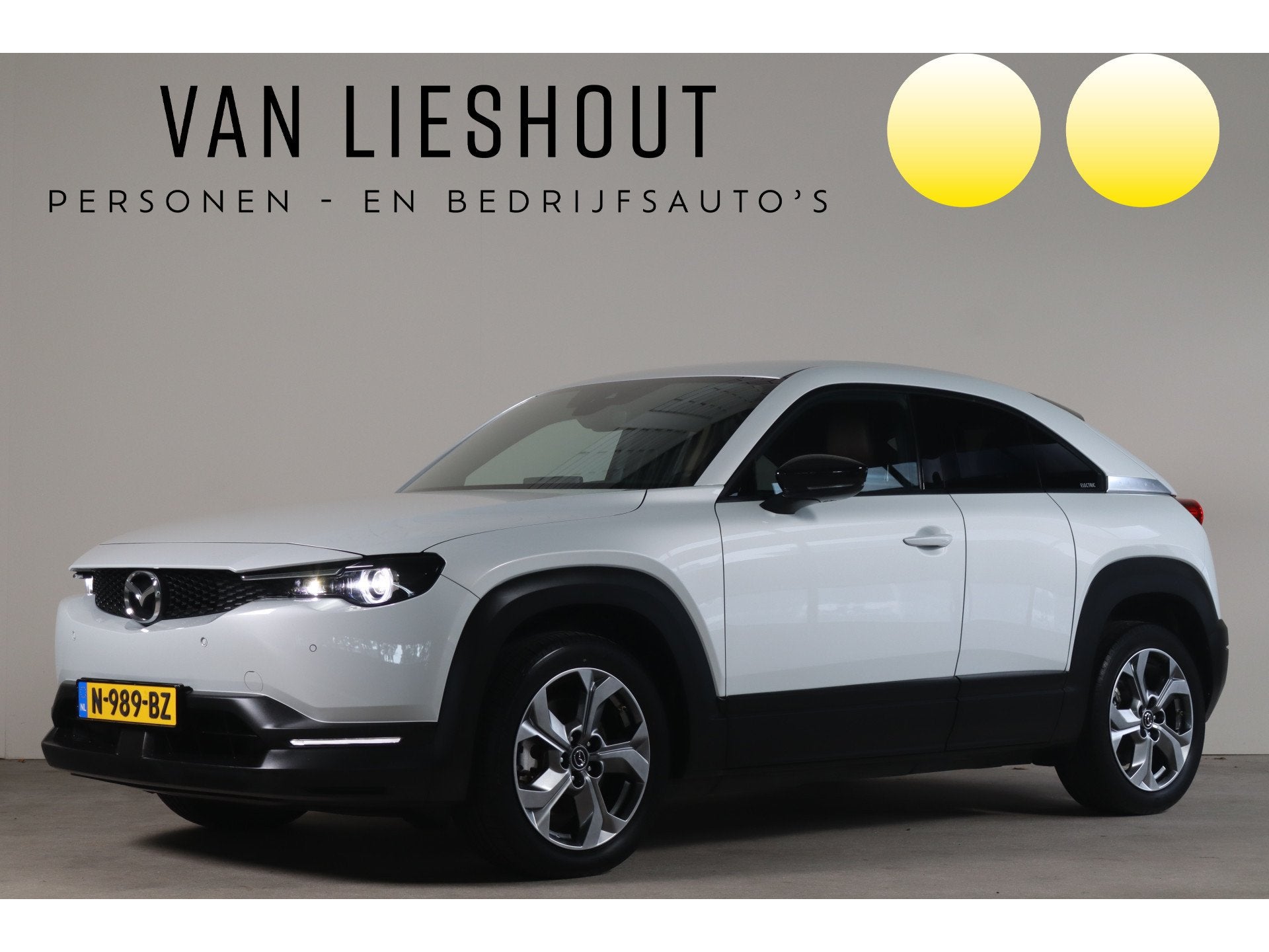 Mazda MX-30 e-SkyActiv 145 Comfort 36 kWh - NL Auto! Stoel+s, Auto's, Gebruikt, 35 kWh, Leder en Stof, Wit