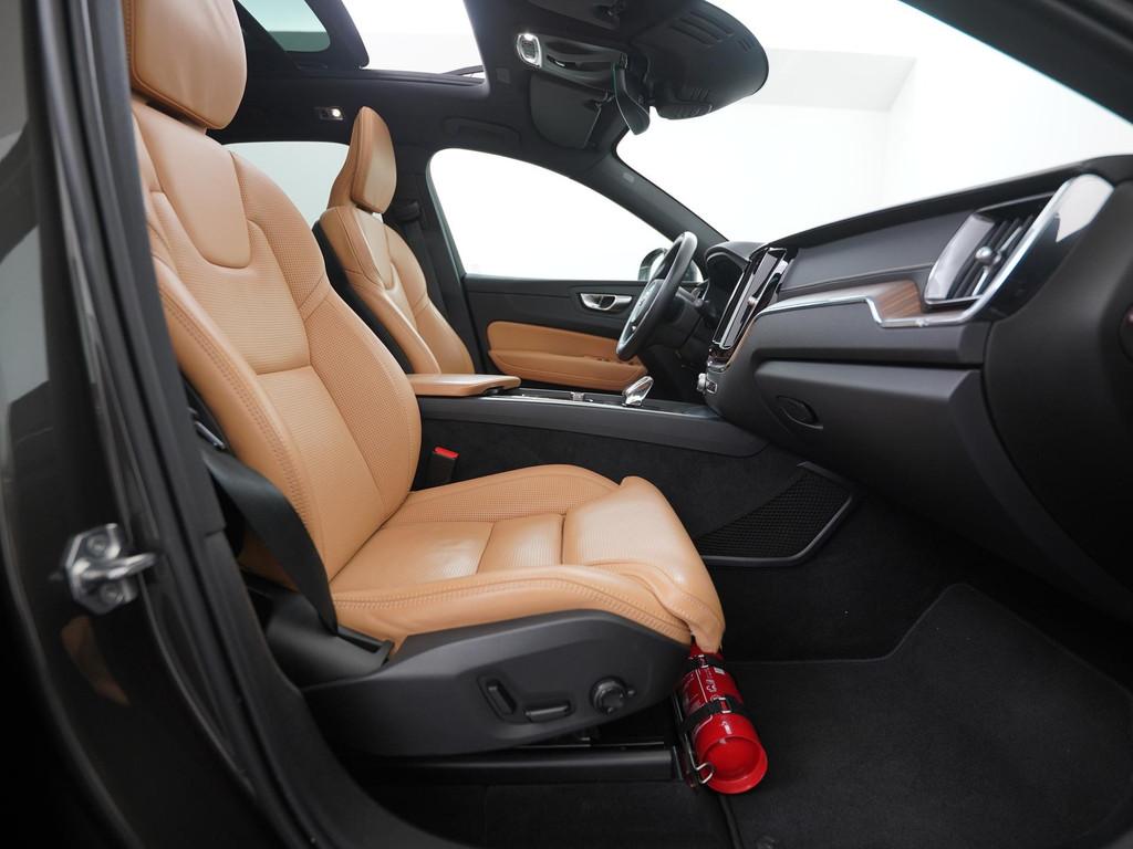 Volvo XC60 2.0 Recharge T6 AWD Inscription | Trekhaak | Napp, Auto's, Volvo, 12 maanden, Gebruikt, Euro 6, 340 pk