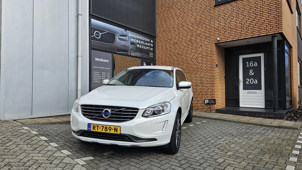 Volvo XC60 2.0 T5 FWD Aut8 Ocean Race, 15 km/l, Gebruikt, Euro 6, 4 cilinders