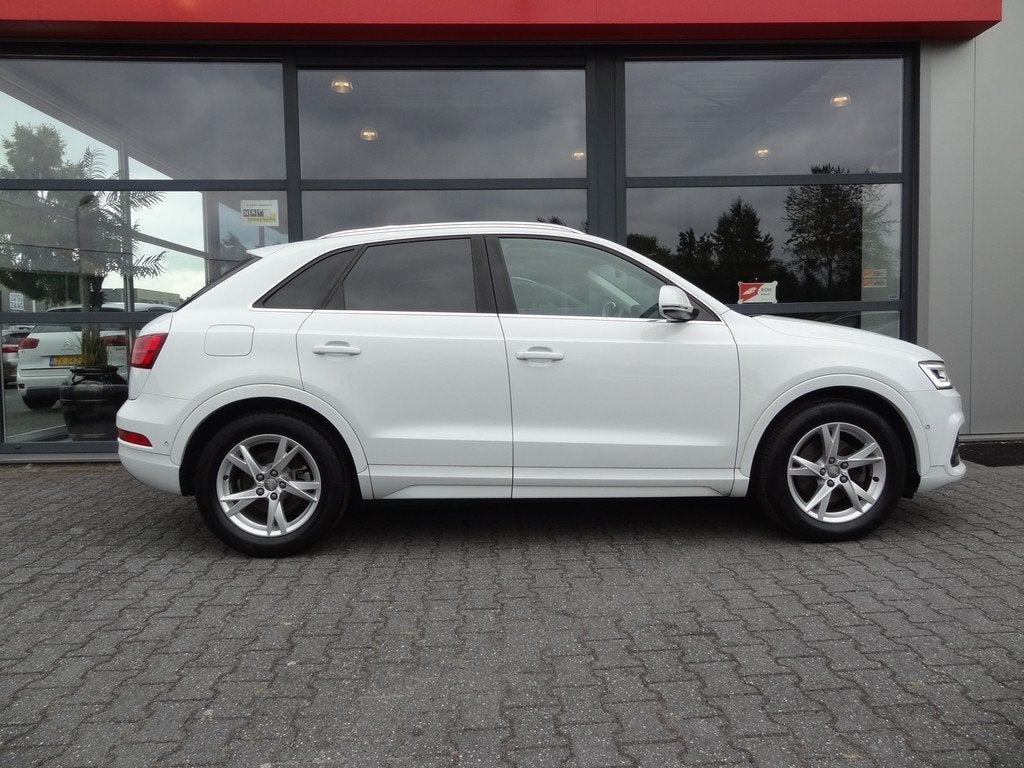 Audi Q3 | PANO | CAMERA | KEYLESS | STOELV | DEALER ONDERHOU, Auto's, Audi, 4 cilinders, 150 pk, Alcantara, Wit