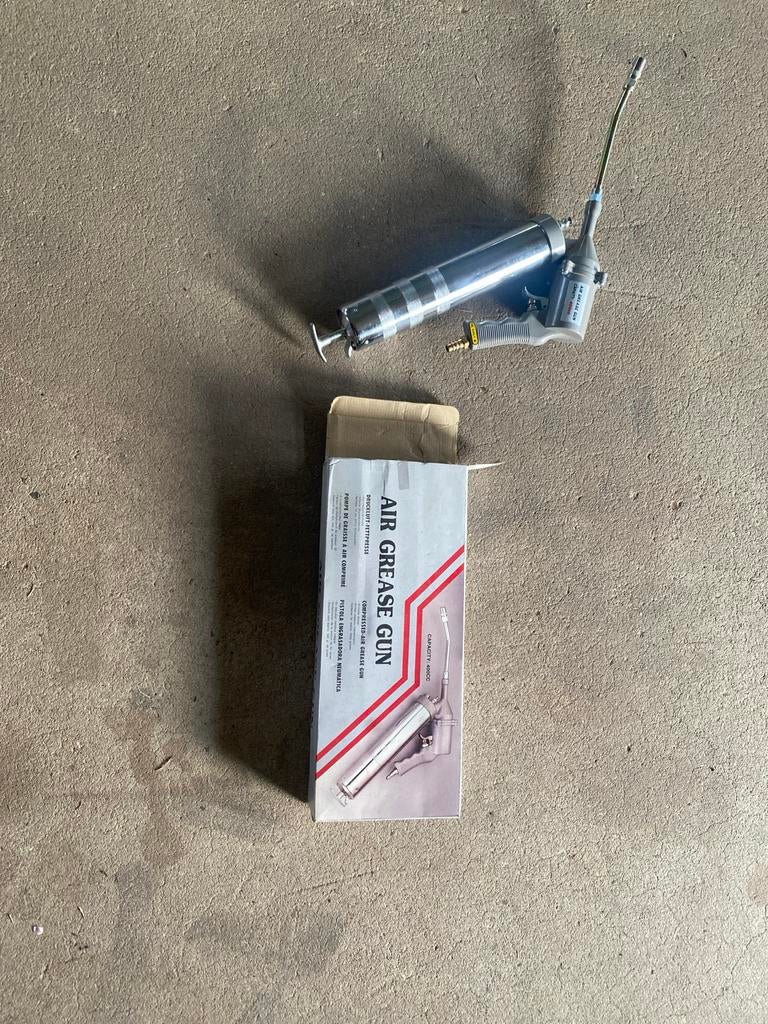 Pneumatische vetspuit 400cc, Ophalen of Verzenden