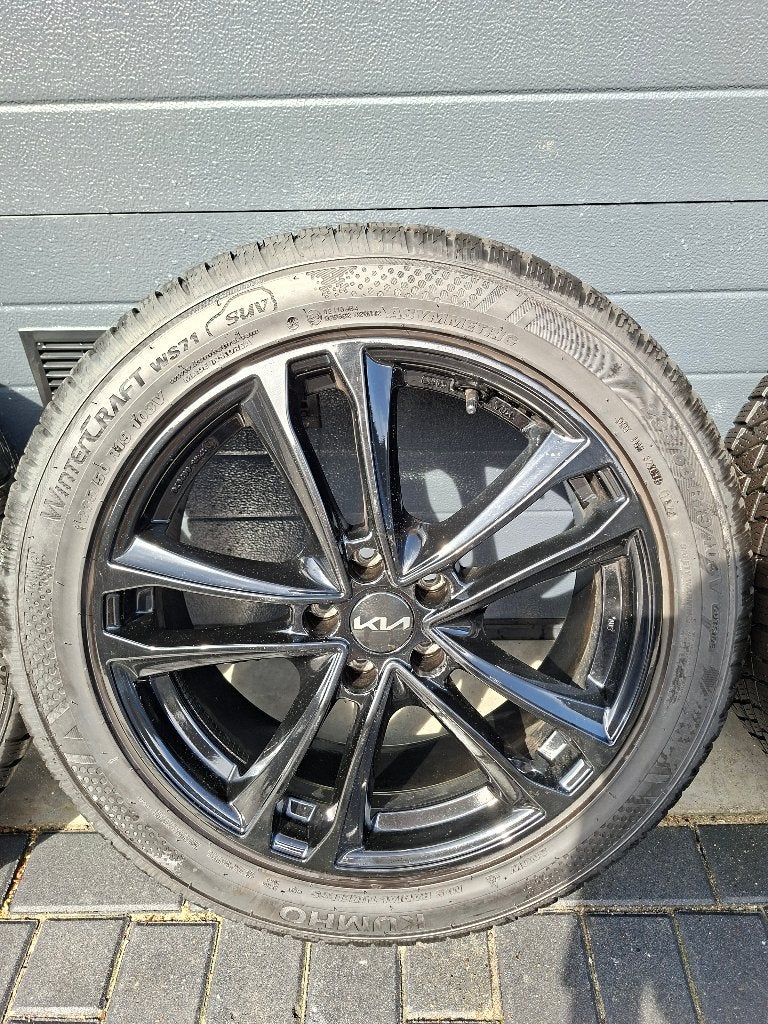 Originele Kia 19 inch Winterset | 235/50/19 + TPMS sensoren, Auto-onderdelen, Banden en Velgen, Gebruikt, Velg(en), 235 mm, Personenwagen