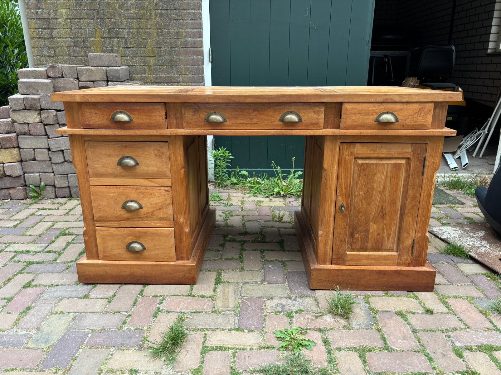 Massief houten bureau, Ophalen, Gebruikt, 150 cm, Hout