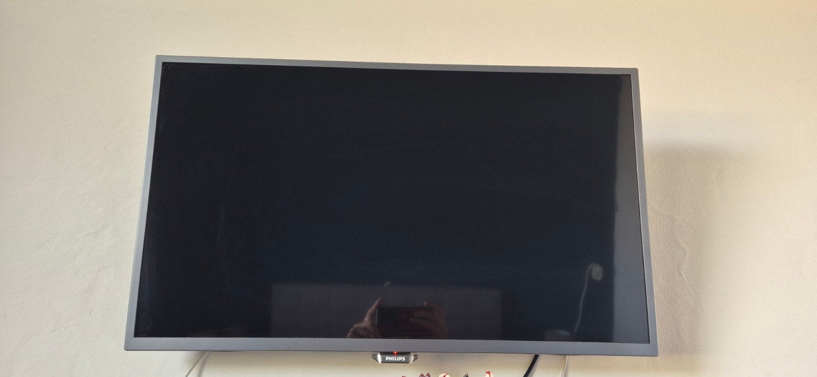 Philips 32 inch Full HD LED TV inclusief chrome cast +ophang, Ophalen
