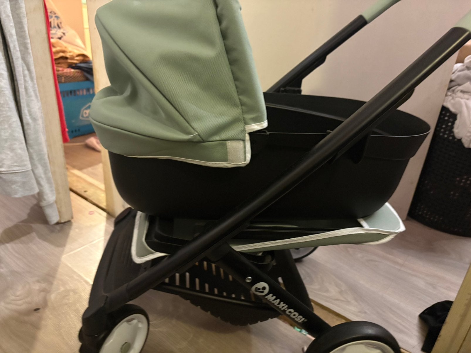 Leuke poppenwagen, Ophalen, Zo goed als nieuw, Overige merken