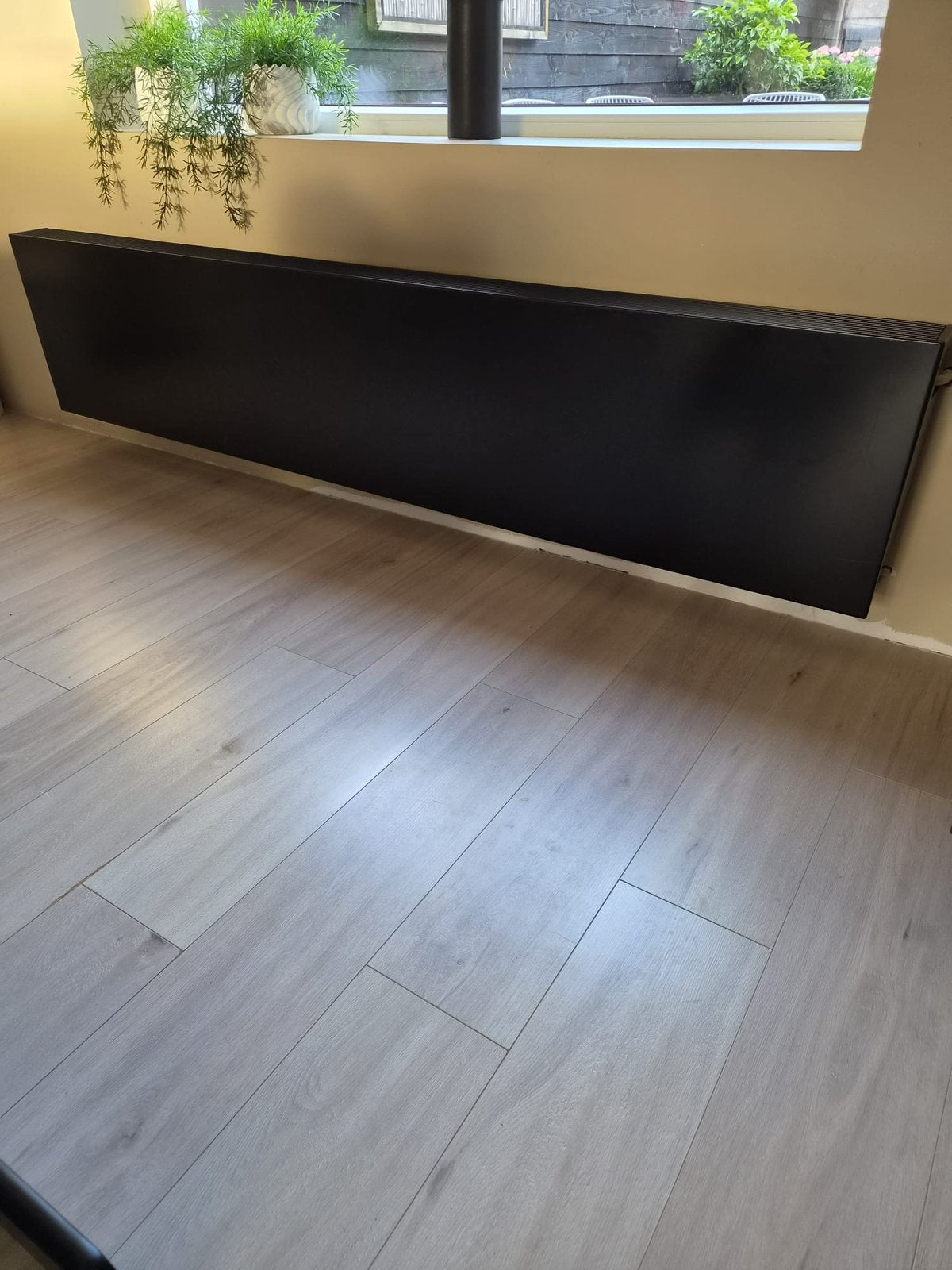 4 x Sentimo radiatorombouw mat zwart, Doe-het-zelf en Verbouw, Ophalen, Radiator, Minder dan 60 cm, Zo goed als nieuw