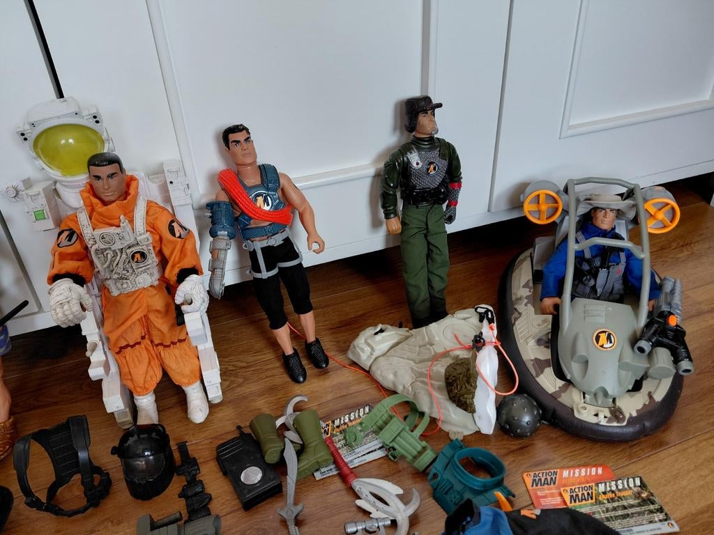 Grote Action Man collectie met voertuigen en accessoires, Kinderen en Baby's, Speelgoed | Actiefiguren, Ophalen of Verzenden, Gebruikt