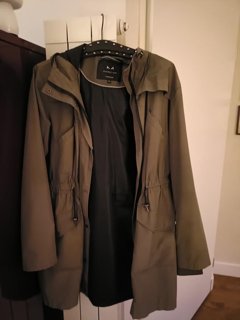 Modström regenjas, valt als M/L groen, Kleding | Dames, Ophalen, Zo goed als nieuw, Maat 42/44 (L)