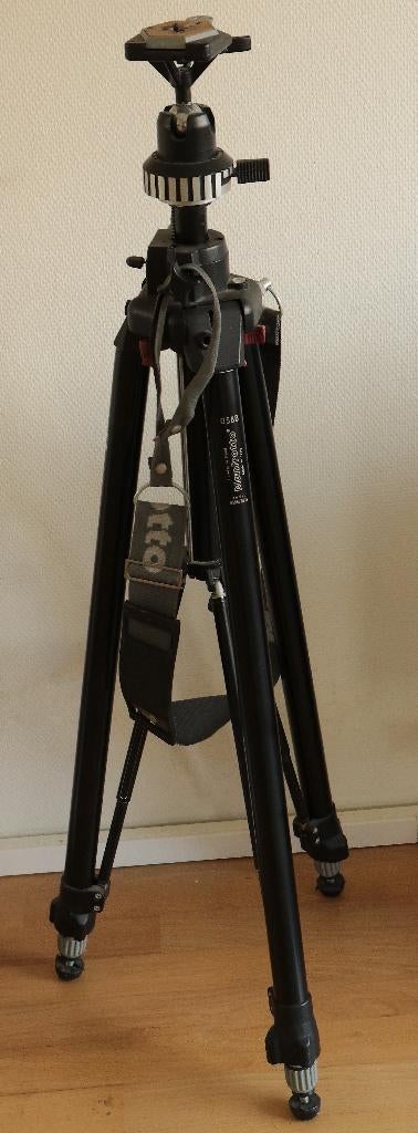 Manfrotto 3-poots Statief, Gebruikt, 175 cm of meer, Met balhoofd, Ophalen of Verzenden