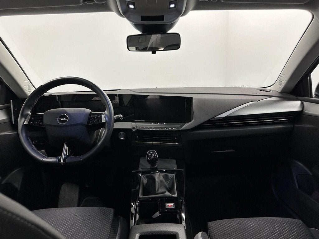 Opel Astra 1.2 Business Edition CARPLAY NAVIGATIE CRUISE, Auto's, Opel, Voorwielaandrijving, Euro 6, Met garantie (alle), Origineel Nederlands