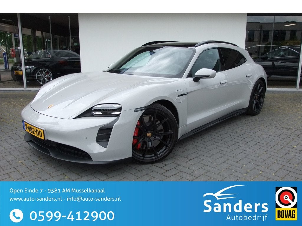Porsche Taycan Sport Turismo/ NL auto/ Porsche Approved/ GTS, Auto's, Porsche, Automaat, Gebruikt, 124 €/maand, 4 stoelen