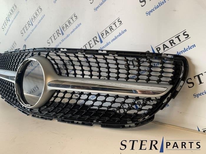 Grille van een Mercedes CLS-Klasse, Gebruikt, -, Ophalen of Verzenden, -