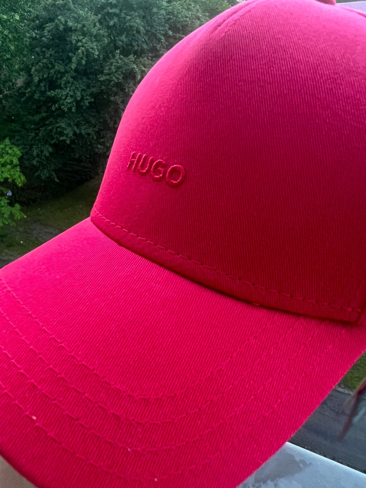 NEW - Hugo Boss Cara Pet Unisex Red 100%cotton Made in Germa, Ophalen of Verzenden, Nieuw, One size fits all