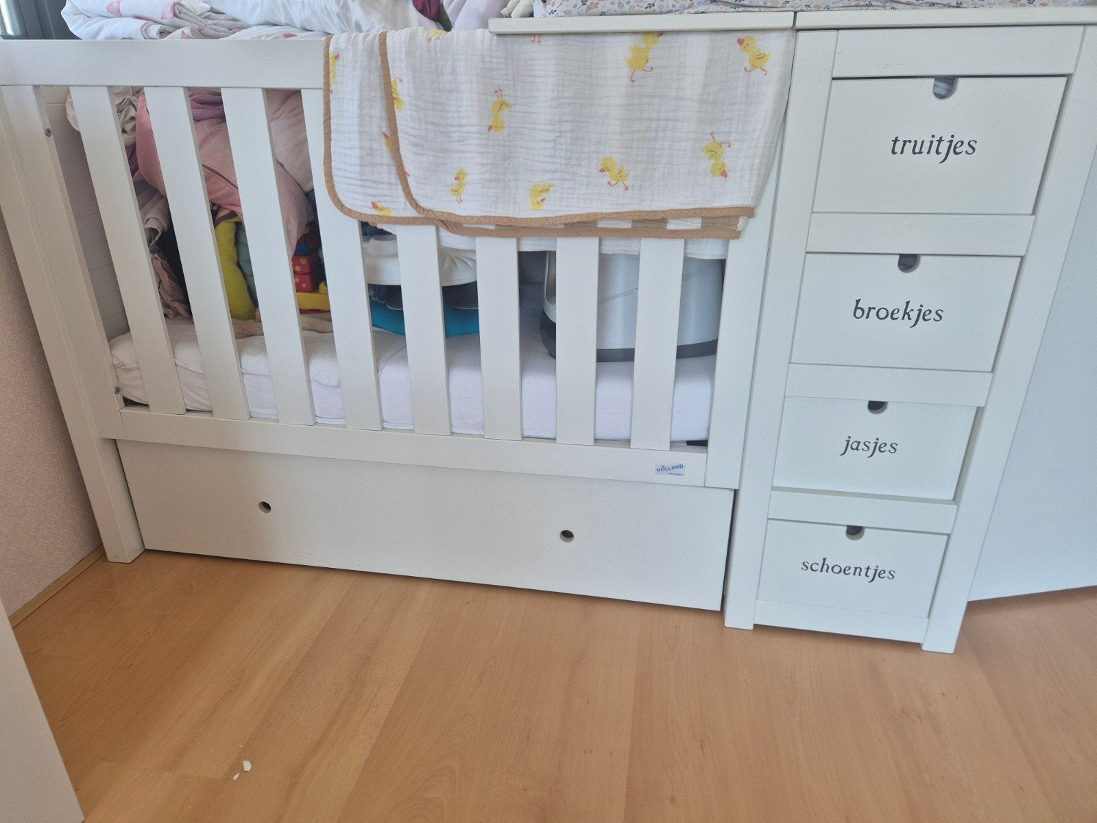 Combi Ledikant met Commode - Holland Meubelen Wit, Ophalen, Minder dan 140 cm, Minder dan 70 cm
