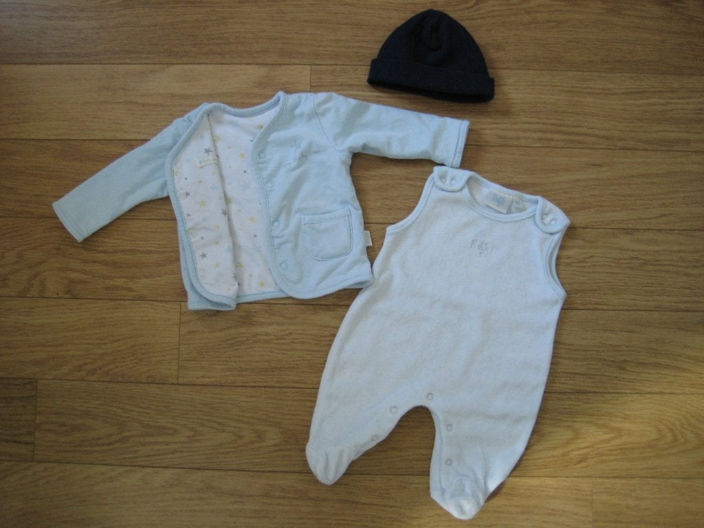 Feetje set voor newborn boy maat 50+56 pak+vest+muts ZGAN, Ophalen of Verzenden, Zo goed als nieuw, Setje, Feetje