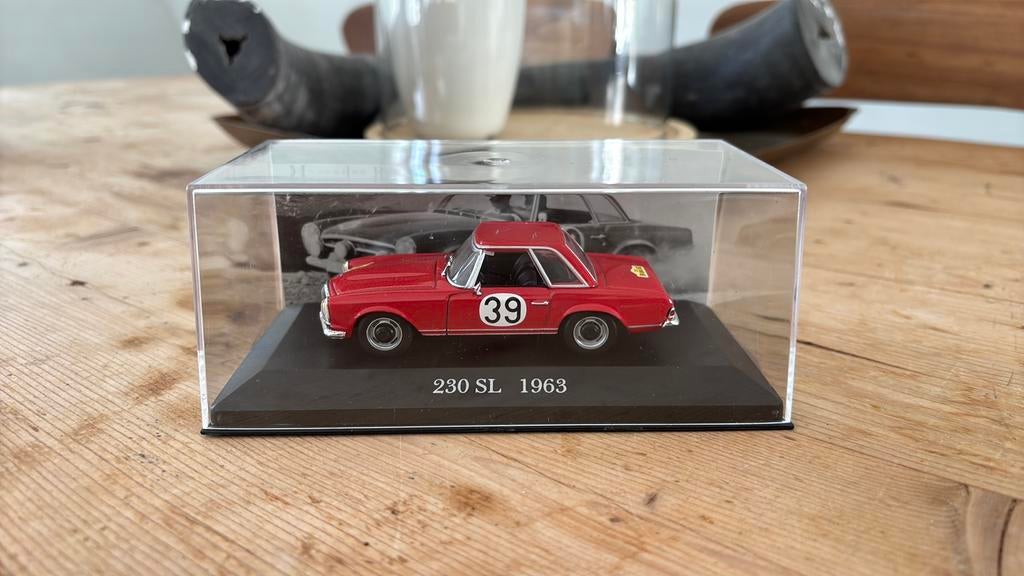 Mercedes miniaturen 310 stuks, Hobby en Vrije tijd, Modelauto's | 1:87, Nieuw, Auto, Overige merken, Ophalen