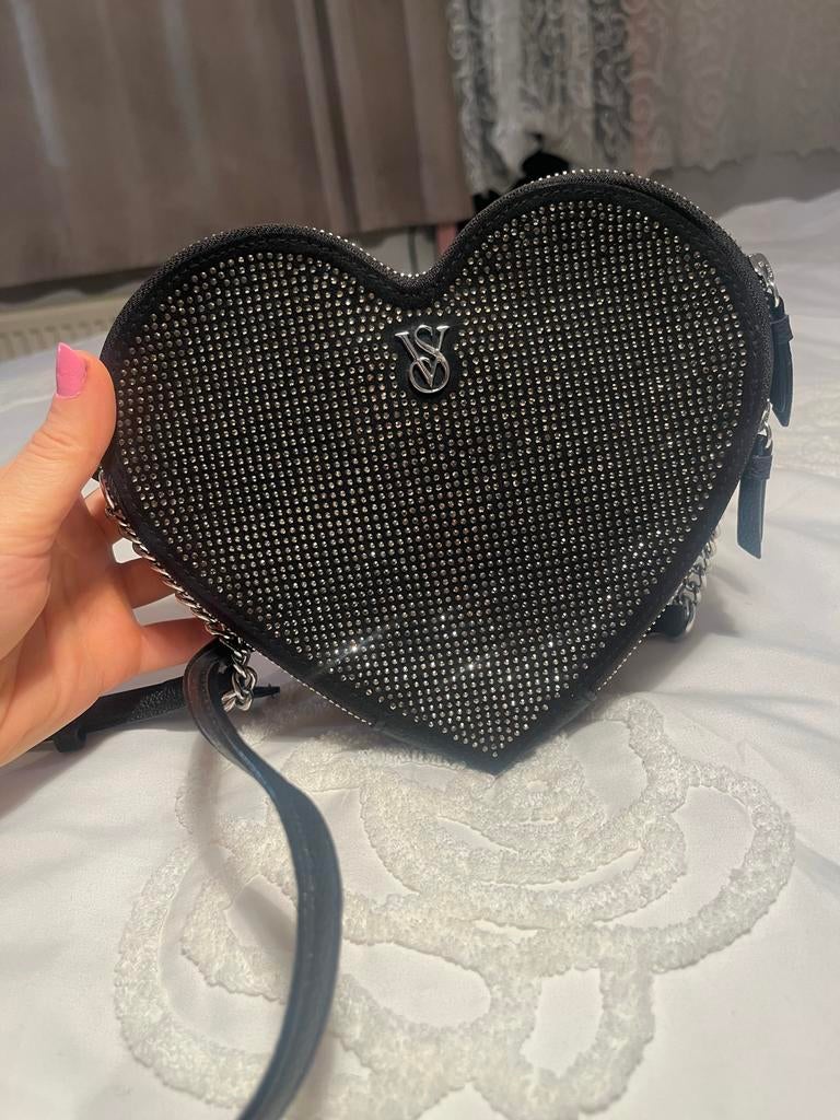 Victoria's Secret Hartvormig Tasje met Strass, Ophalen of Verzenden, Zo goed als nieuw, Zwart, Avondtasje