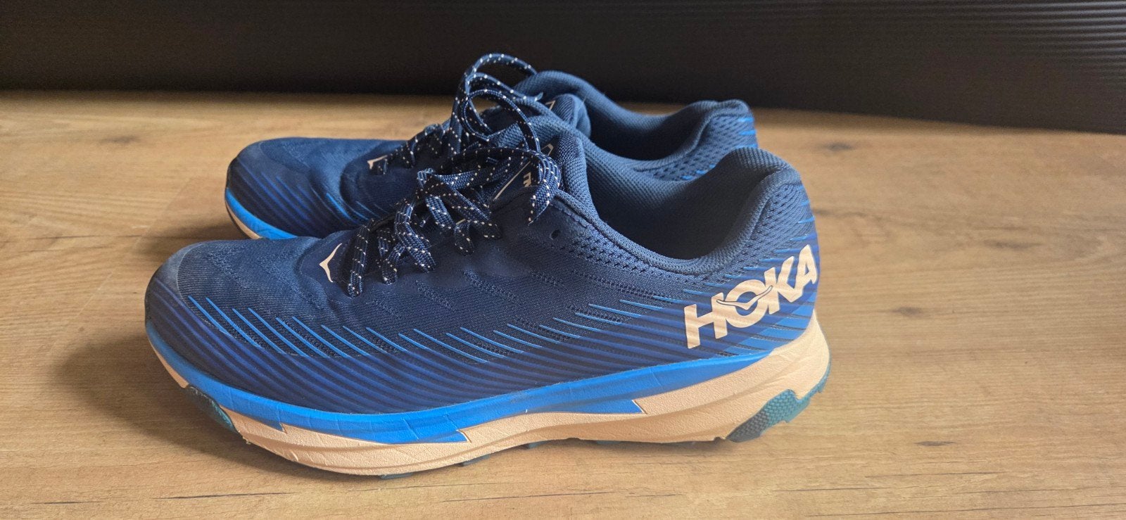 Hoka schoenen maat 41,5 met fijne demping (valt klein), Sport en Fitness, Overige merken, Gebruikt, Hardloopschoenen, Ophalen of Verzenden